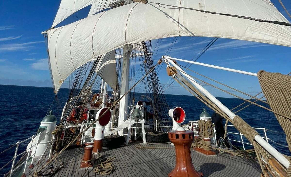 Expedición marina en la Península de Baja California fortalece nuevo centro de innovación acuícola en La Paz